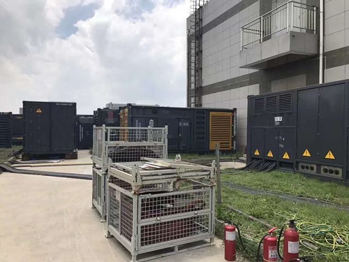 东区除了定期检查，还有哪些方法可以及时发现接触式转速表探头的磨损？
